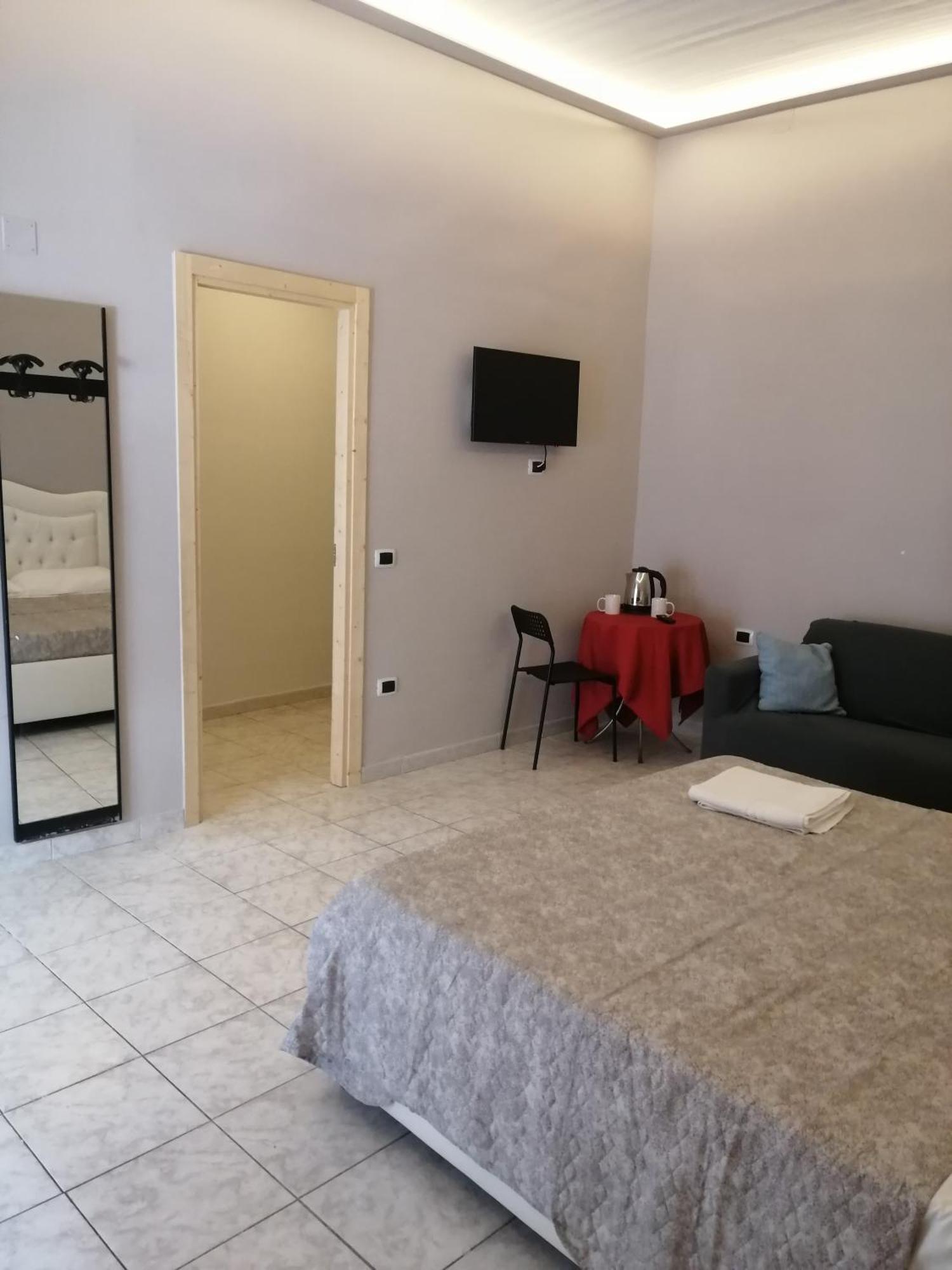 Francesco Home Napoli Exterior foto